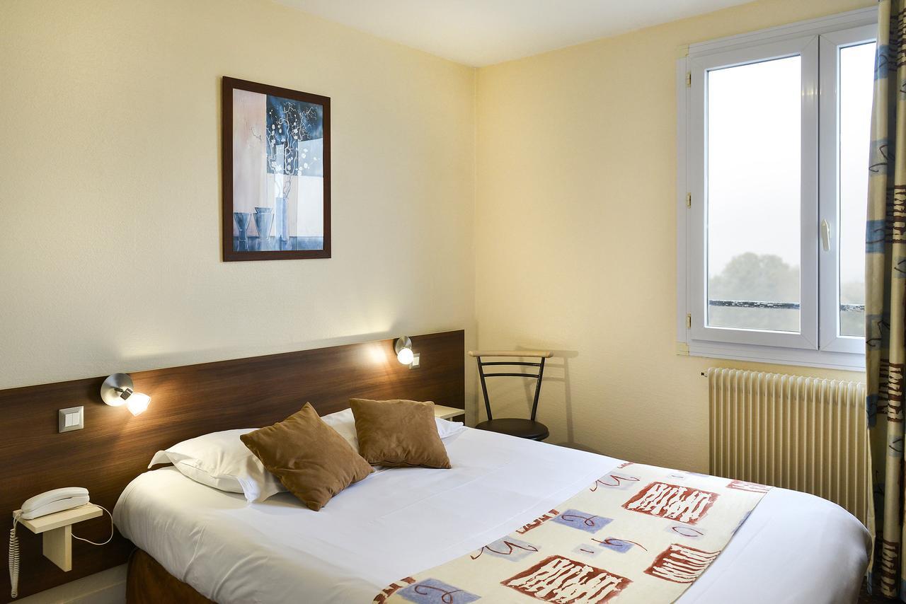 Logis Hotel Spa Restaurant Au Site Normand Клеси Экстерьер фото